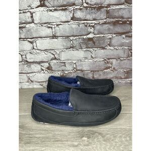UGG Ascot Slipper Blue Matte Leather Navy Wool Loafers Men’s 10M US/43EU 1103889